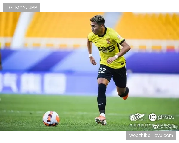 足球新星闪耀赛场，近期表现亮眼球队引关注