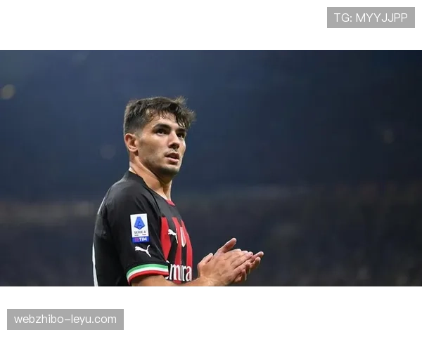 阿森西奥重返首发,球队迎双重考验表现抢眼 阿森西奥重返首发,球队迎双重考验表现抢眼