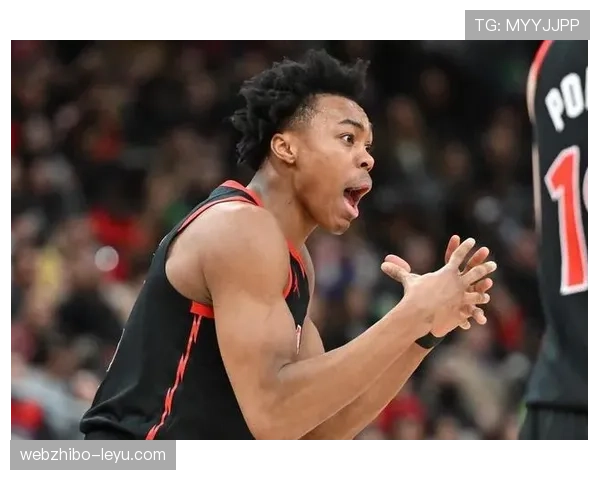 巴恩斯挡拆助西亚卡姆回稳效率优于上季